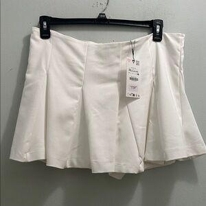 Zara White Pleated Skort